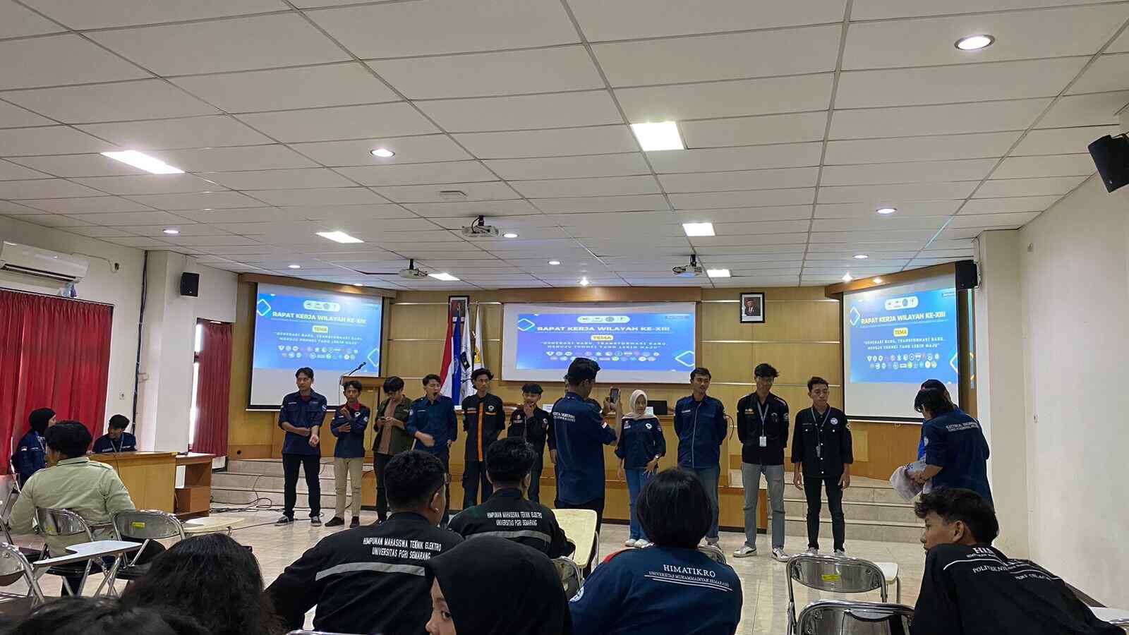Penyerahan Sertifikat Rakerwil